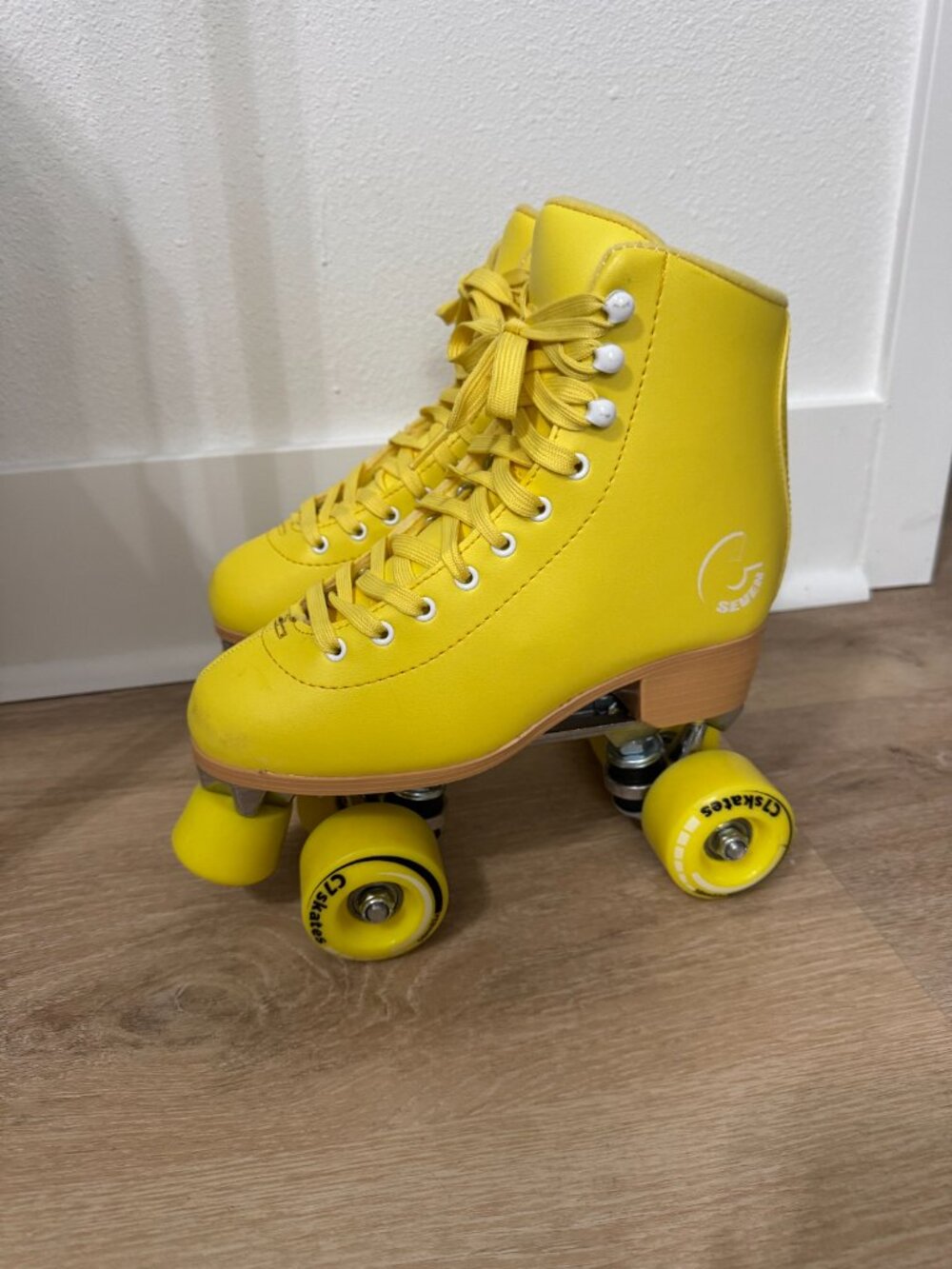 🍋 C7 Premium Lemonpop Quad Roller Skates – Women's Size 5 - Picture 2 of 4